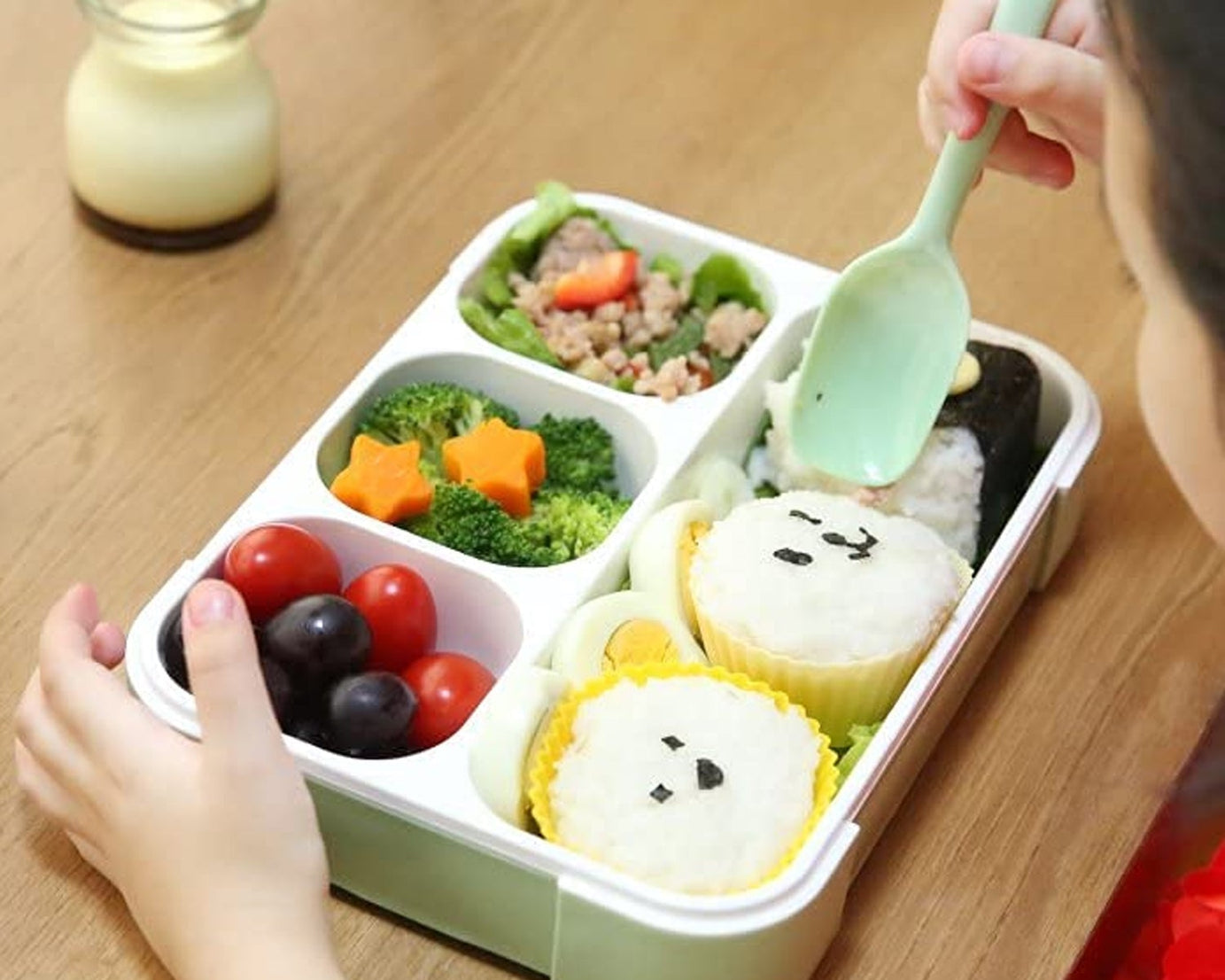 Leak-proof 4-compartment lunch box
