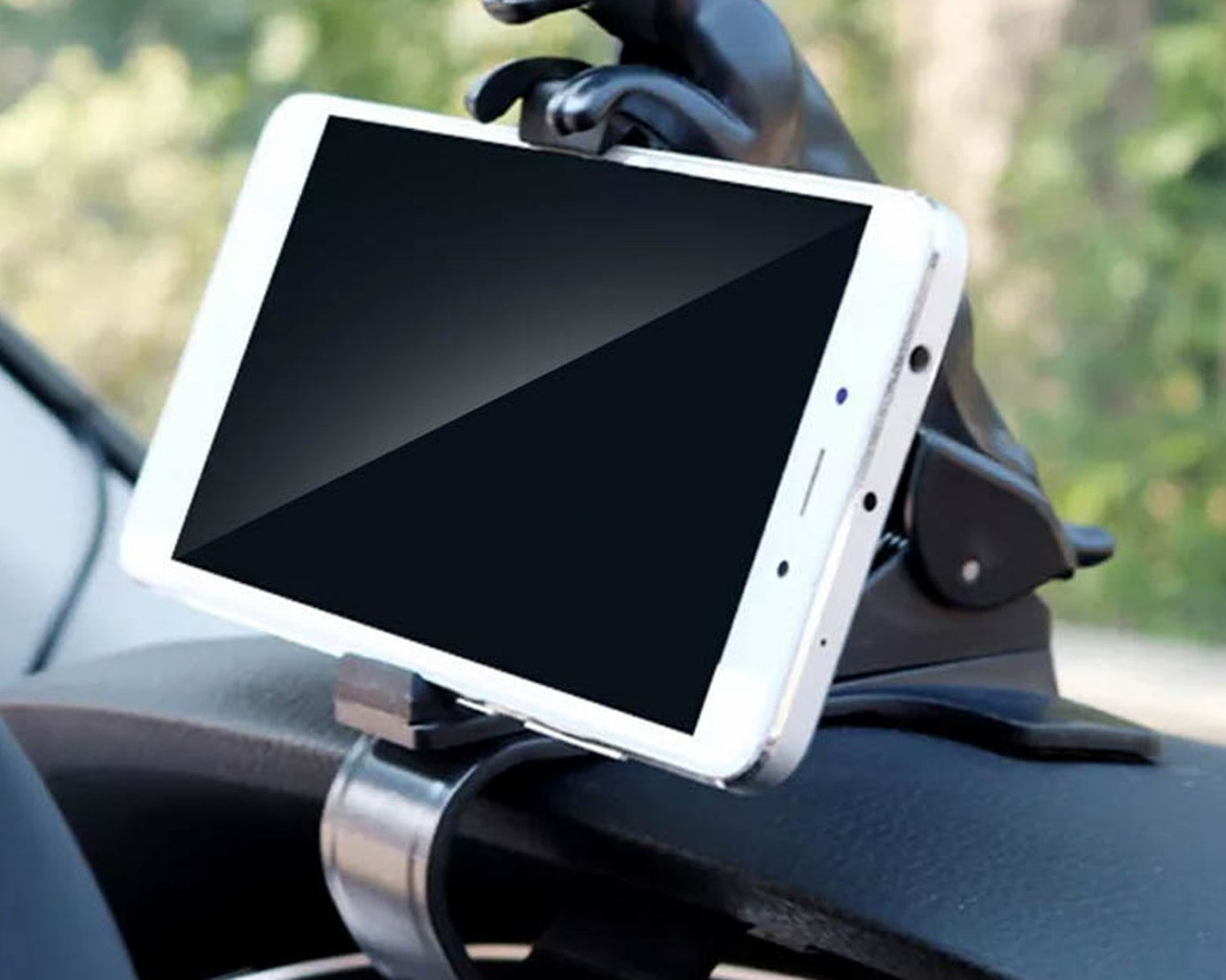 Jaguar-shaped phone clip for car use