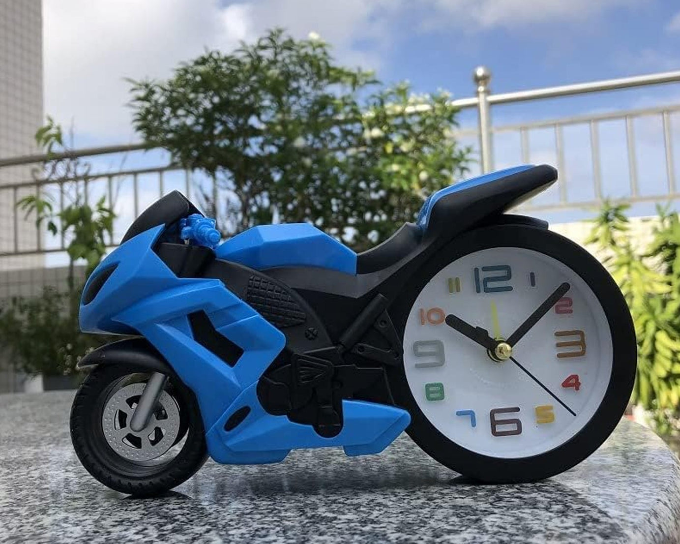 Fashioned Alarm Clock Novelty Retro Motorcycle / Motorbike Engine Style Clocks Alarm Clock Desktop Decoration Kids Gift