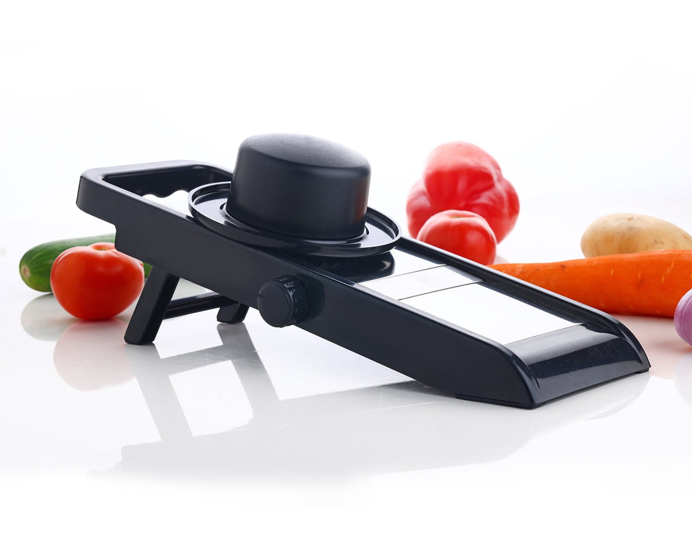 Adjustable potato and onion slicer, grater for chips and vegetables.