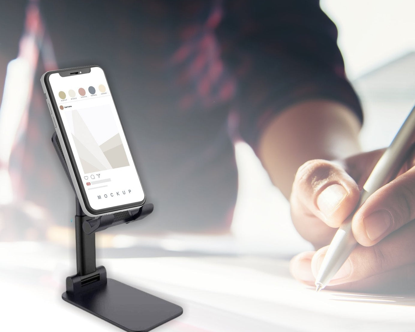 Foldable and portable mobile stand for easy use