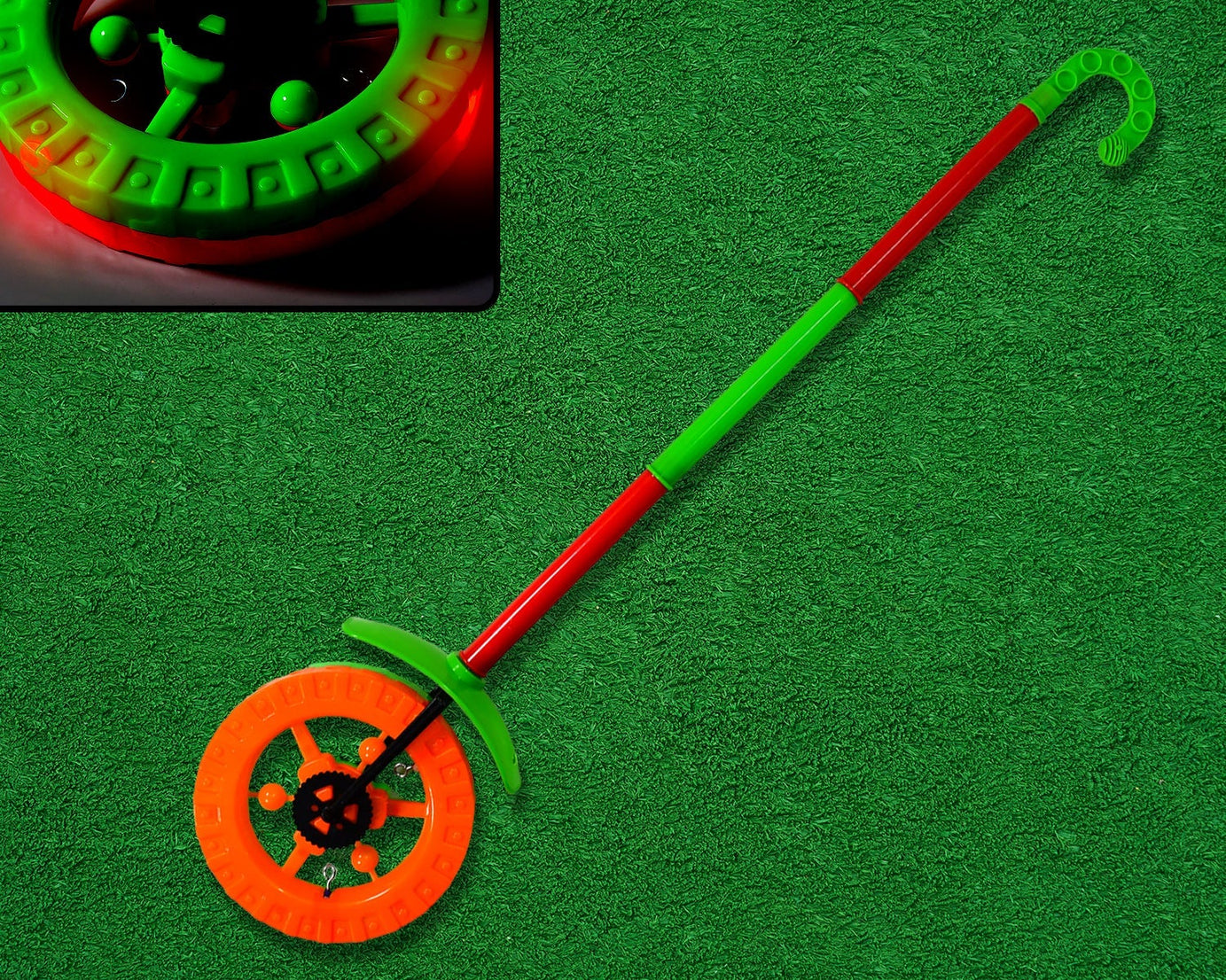 Single wheel push toy with handle for toddlers