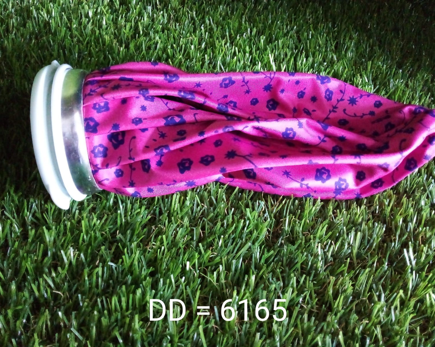 Ice bag for joint pain, showing practical application and design features