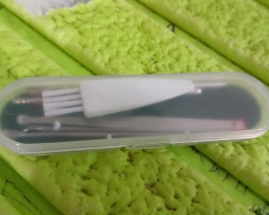 Small 6 Pcs Earwax Removal Kit