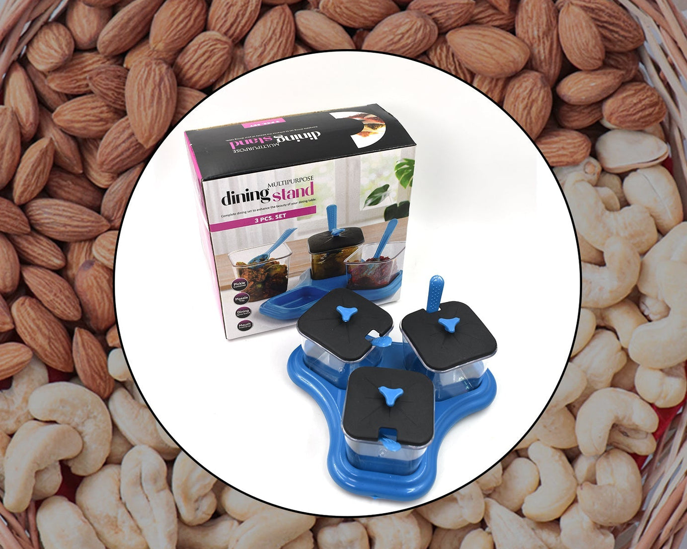 Dining set for food and desserts.