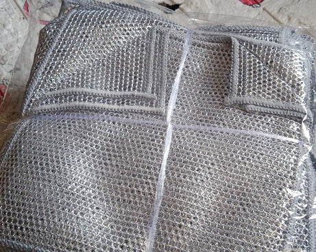 Double-Sided Multipurpose Microfiber Cloths, Stainless Steel Scrubber, Non-Scratch Wire Dishcloth, Durable Kitchen Scrub Cloth (1 Pc / 20 x 20 Cm)