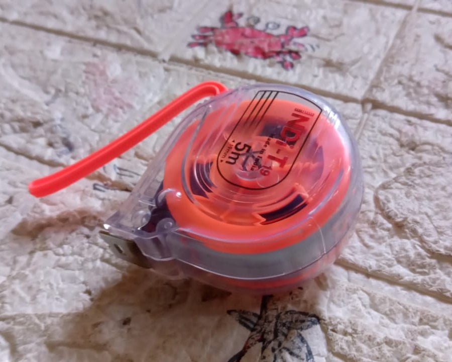 Reliable 5-meter measuring tape for accurate measurements