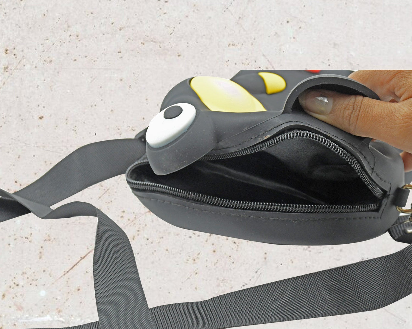 Cute Cartoon Girls' Backpack, Shoulder Bag /  Purse, Portable, Mini Silicone Handbag Girls, Children's Bag/Purse for Girls Women, Gift Girls Bag Accessories (1 Pc Mix Color )