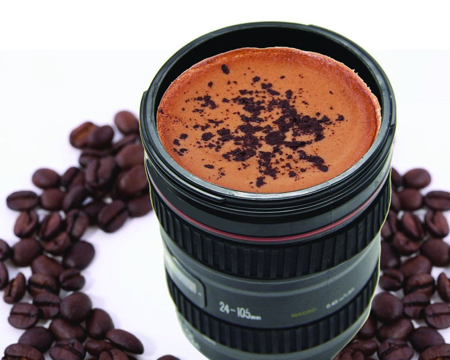 Camera lens mug with lid, designed for coffee or tea