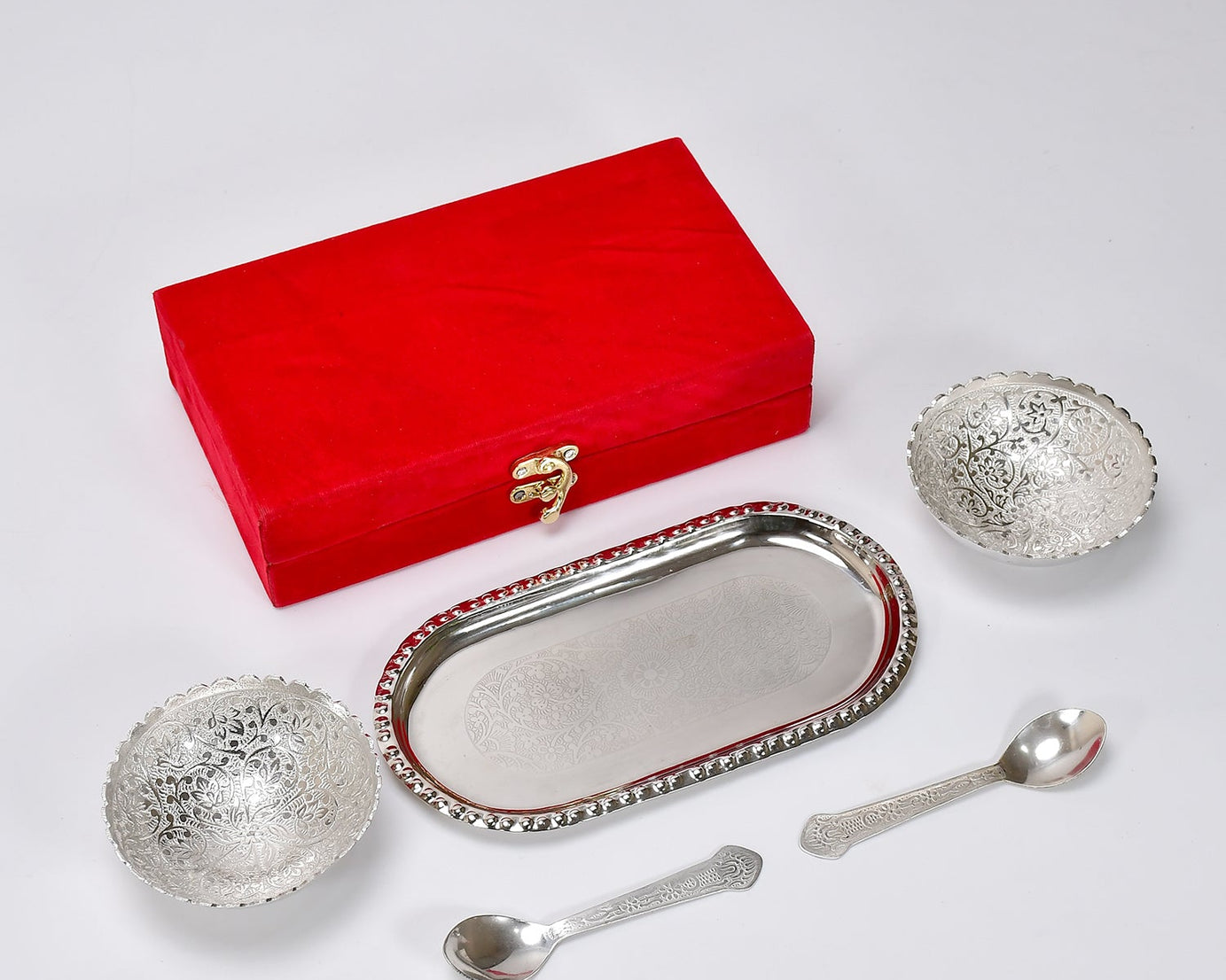 Two-bowl tray set with red velvet gift box.