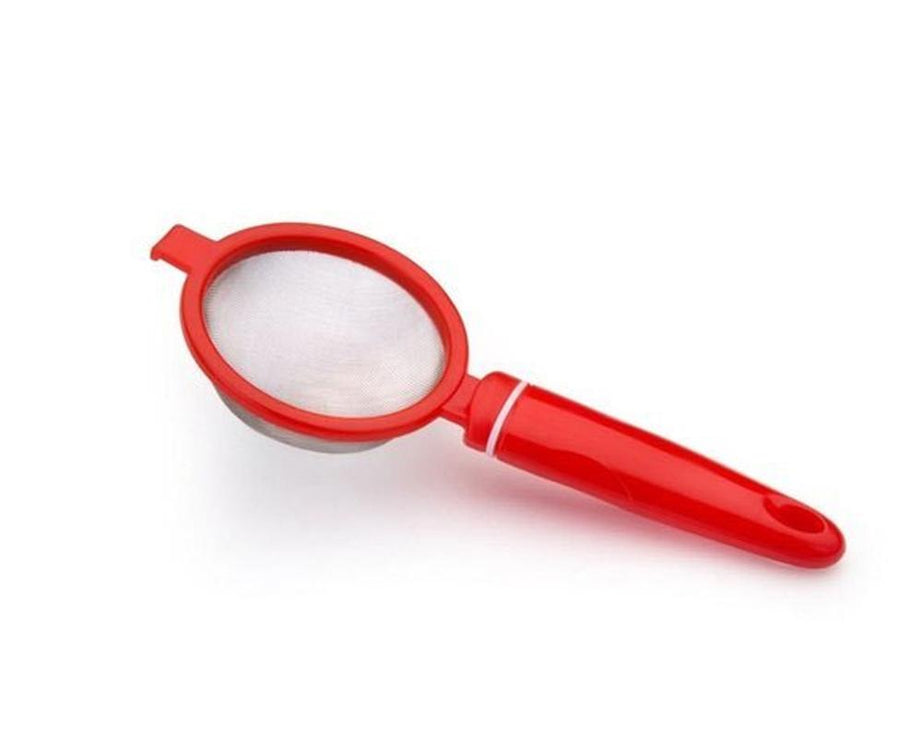 Plastic sieve for tea