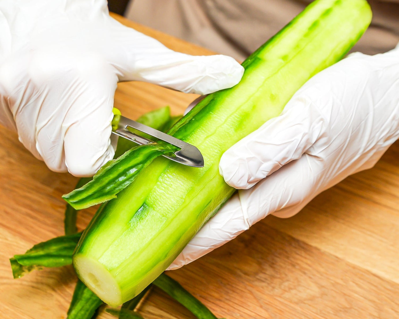 Ganesh kitchen set with knife, peeler, and lighter functions