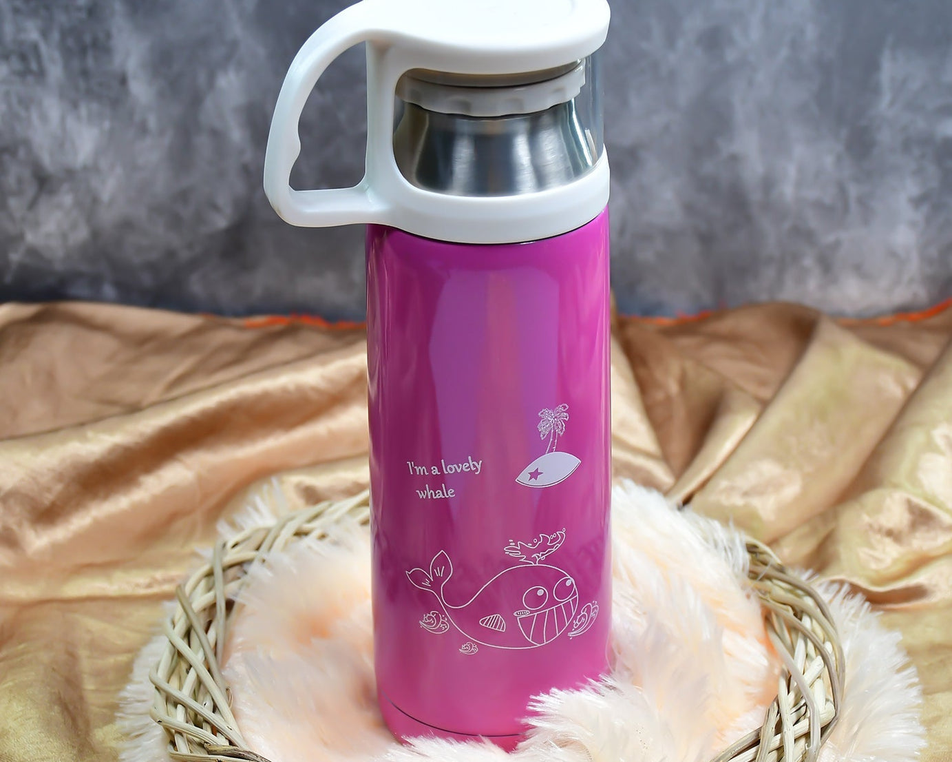 1PC STAINLESS STEEL MIX BOTTLES FOR STORING WATER AND SOME OTHER TYPES OF BEVERAGES ETC.