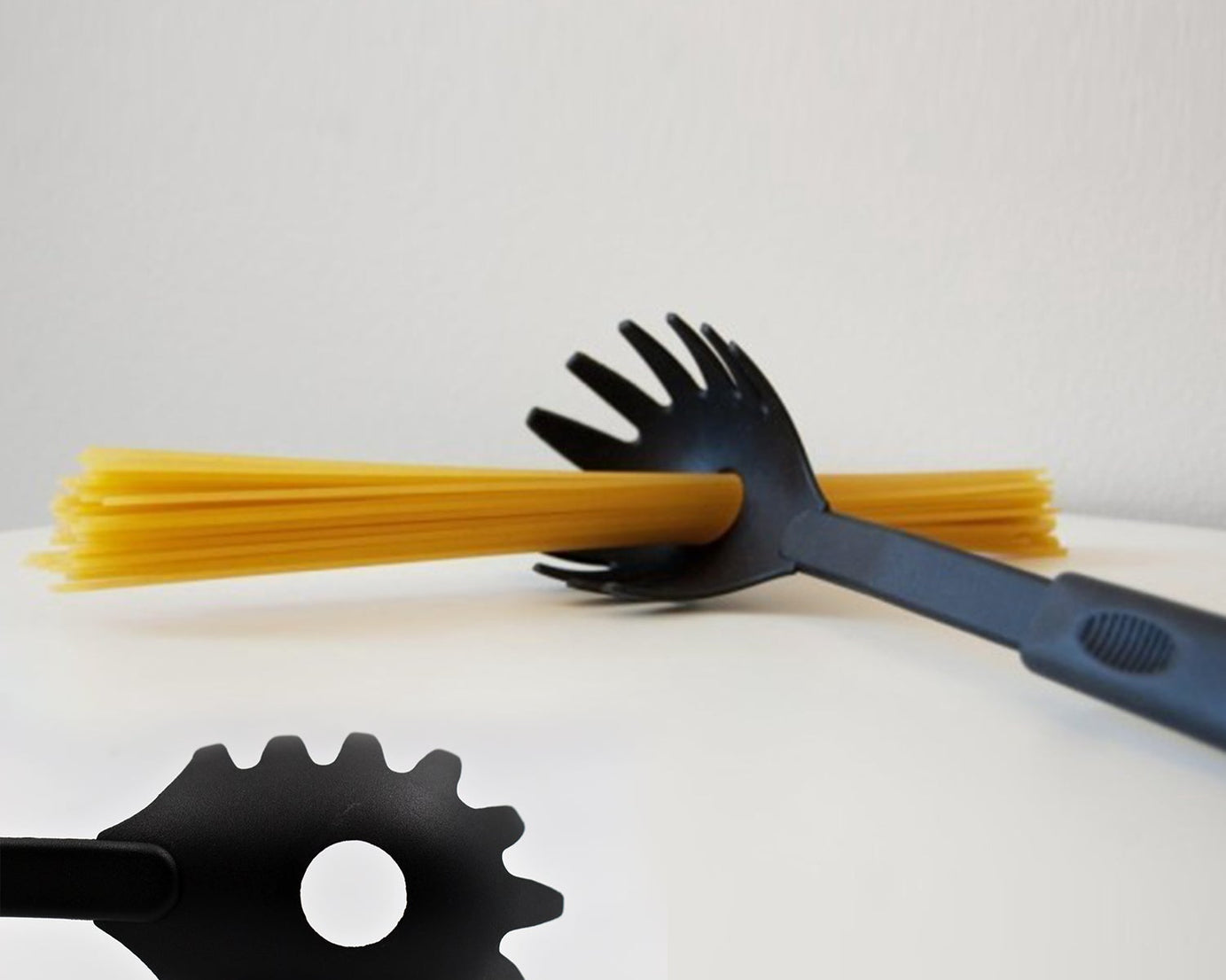Pasta server in use
