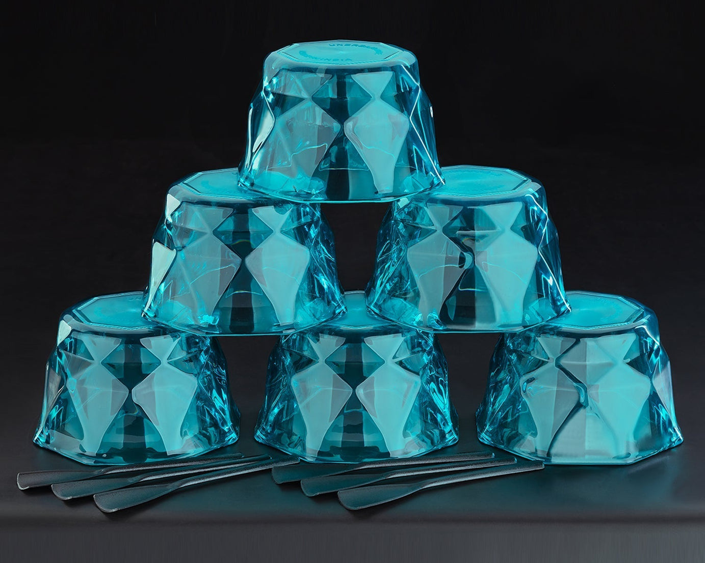 Ice cream bowl set with diamond shape design, 6 pieces.