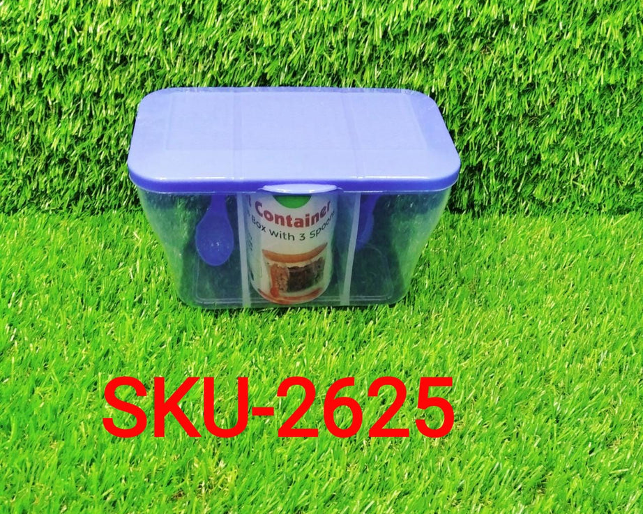 750ml square plastic storage box, ideal for organizing kitchen or craft supplies.