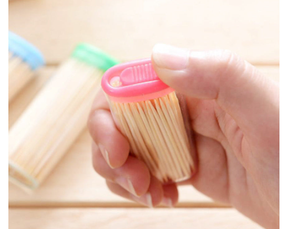 High-quality bamboo toothpicks with a convenient box.