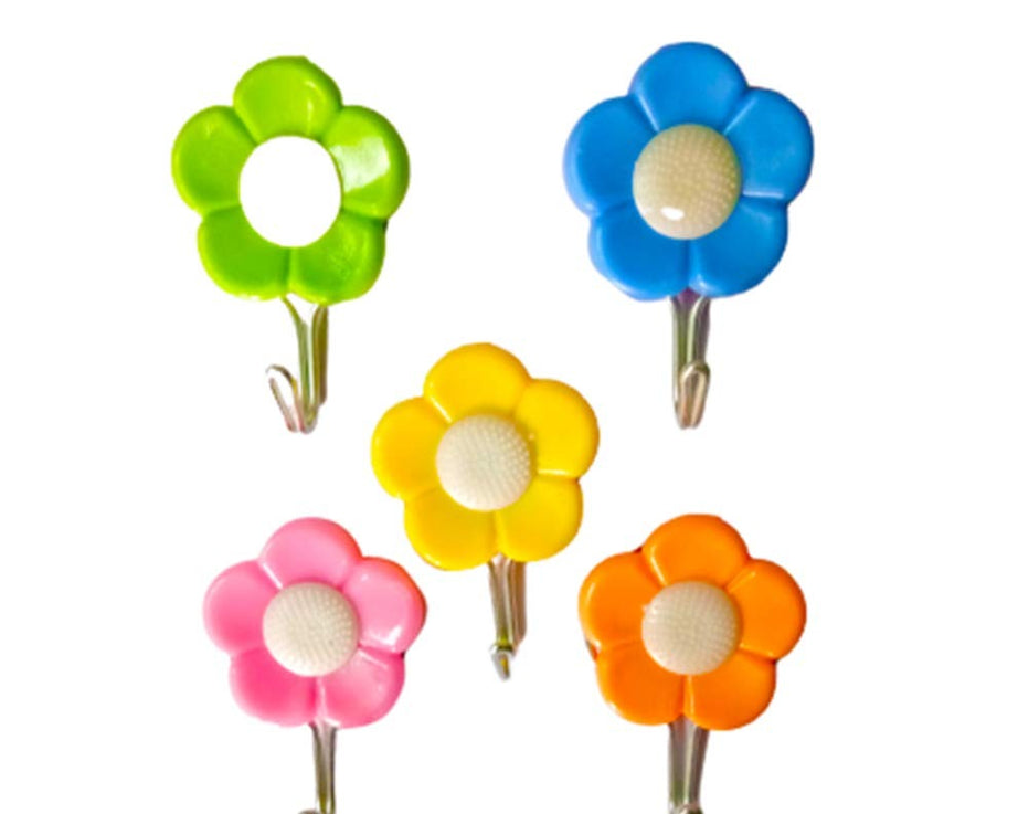 Flower-shaped adhesive wall hooks, pack of 5.