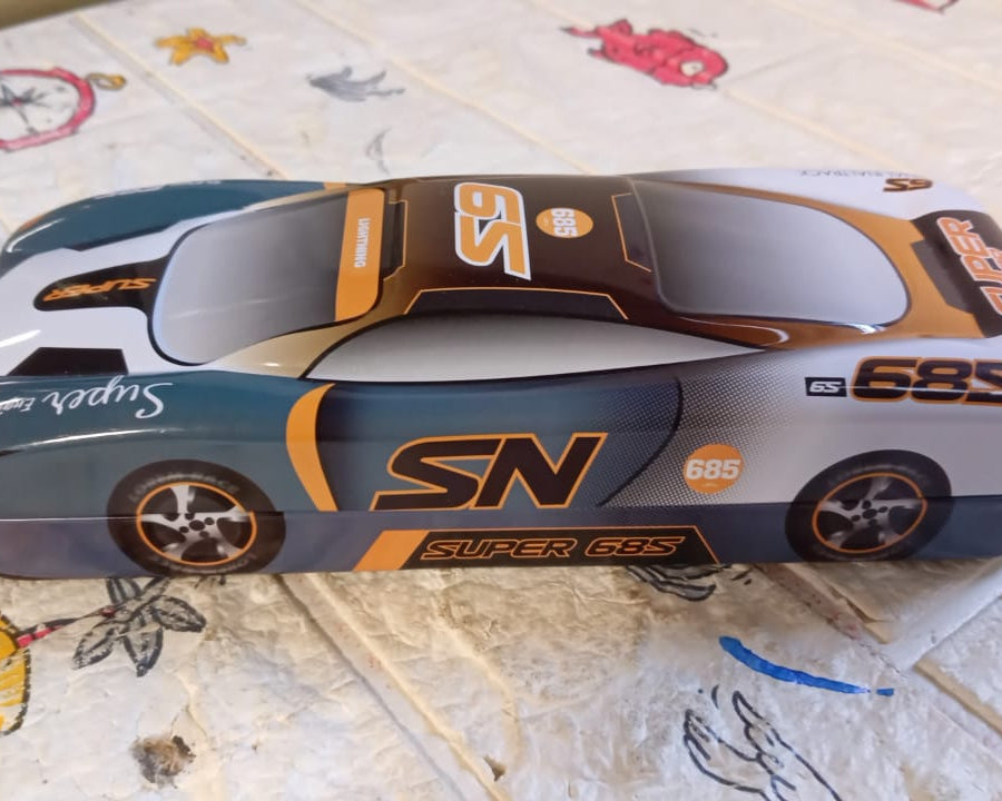 Car Shape Metal Compass Box, Pencil Case for Kids Stationery Compass Box, Stationery Gift for School Kids Compass, Pencil Box, Birthday Return Gift for Kids (1 Pc)