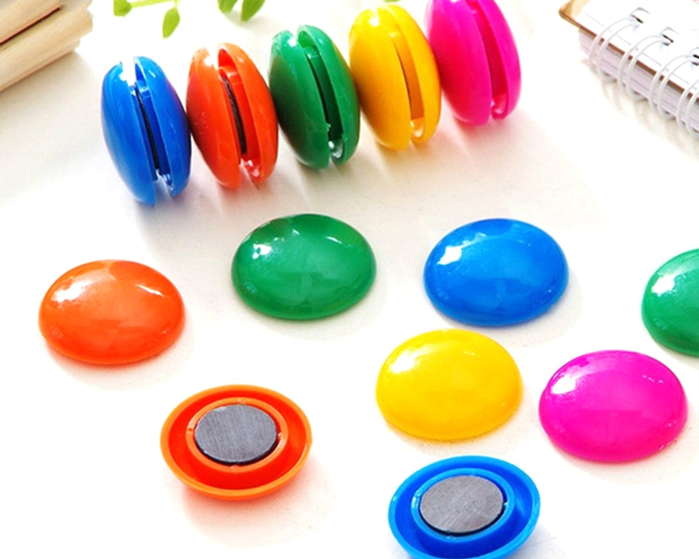 Magnet buttons for soft board
