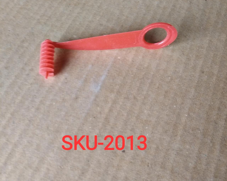 Easy-to-use vegetable spiral slicer for cutting veggies into spirals for garnishes and salads.