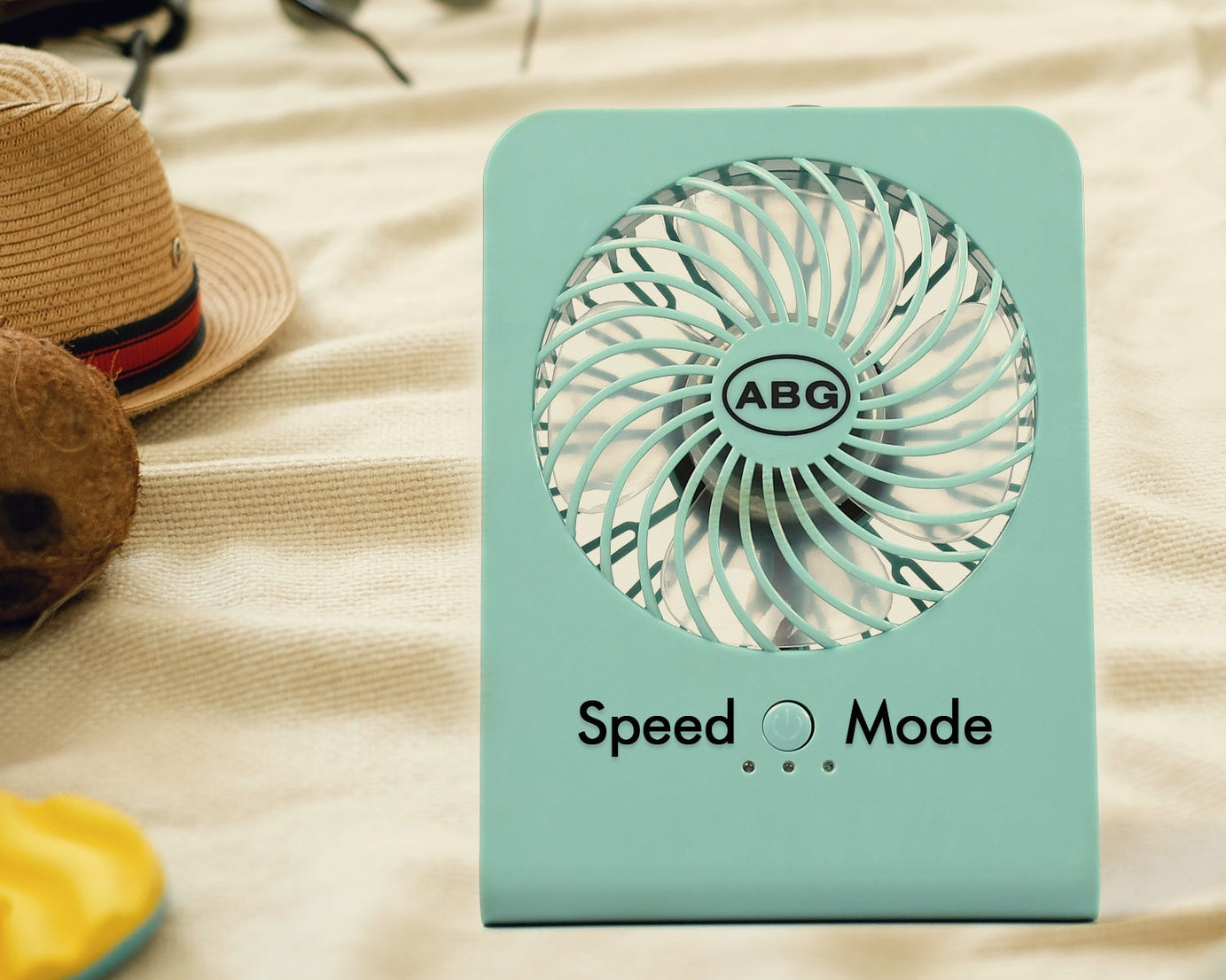 Portable Desk Fan Big Table Fan3 Step Speed Setting Fan Personal Desk Fan Suitable For Office , School & Home Use (Battery Not Include)