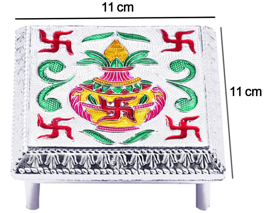 Elegant aluminium foil bajot for decorative use.
