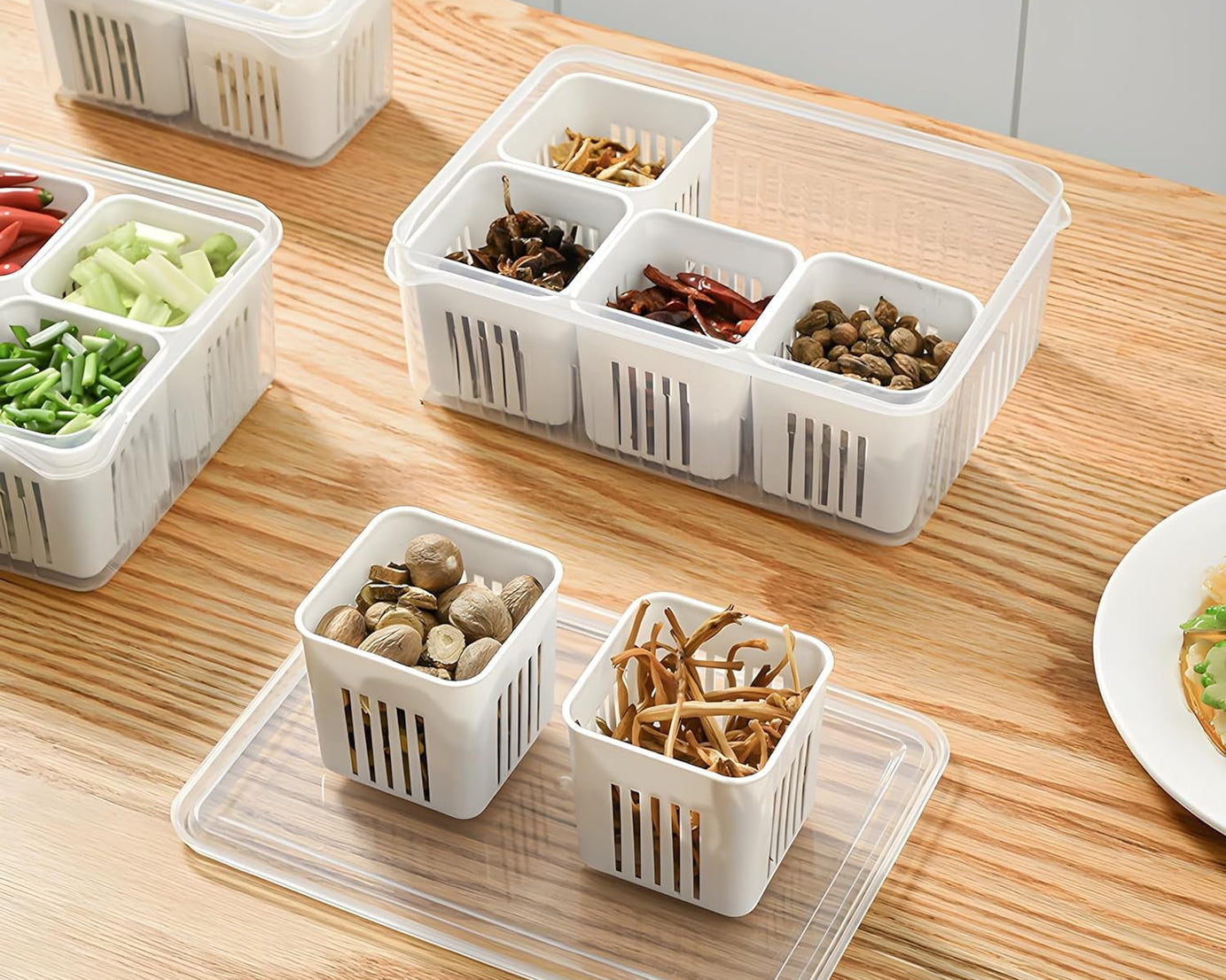 Fridge Storage Boxes Freezer Storage Containers, Container for Kitchen Storage Set, Storage in Kitchen, Vegetable Storage, Draining Crisper Refrigerator Food Box (1 Pc)