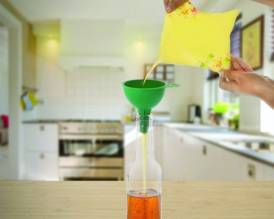 Food-Grade Silicone Funnel: Safe & Easy Transfer for Liquids & Grains (1 Pc)