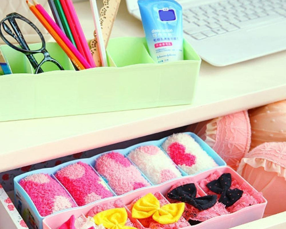 Pack of 2 storage boxes for organizing socks and undergarments with 5 compartments each.