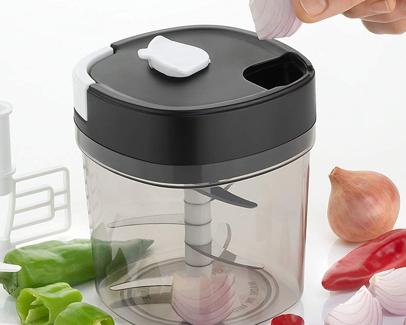 Handy chopper and slicer for fruits, vegetables, and cheese with a 600ML capacity