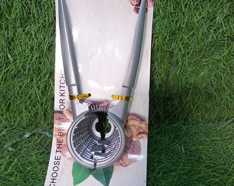 Walnut Cracker, Luxury Die Cast Stainless Alloy Nut Cutter Walnut Clamp Plier Portable Smart Walnut Akhrot Pincers Bottle Opener for Pecans, Almonds, Brazil Nuts