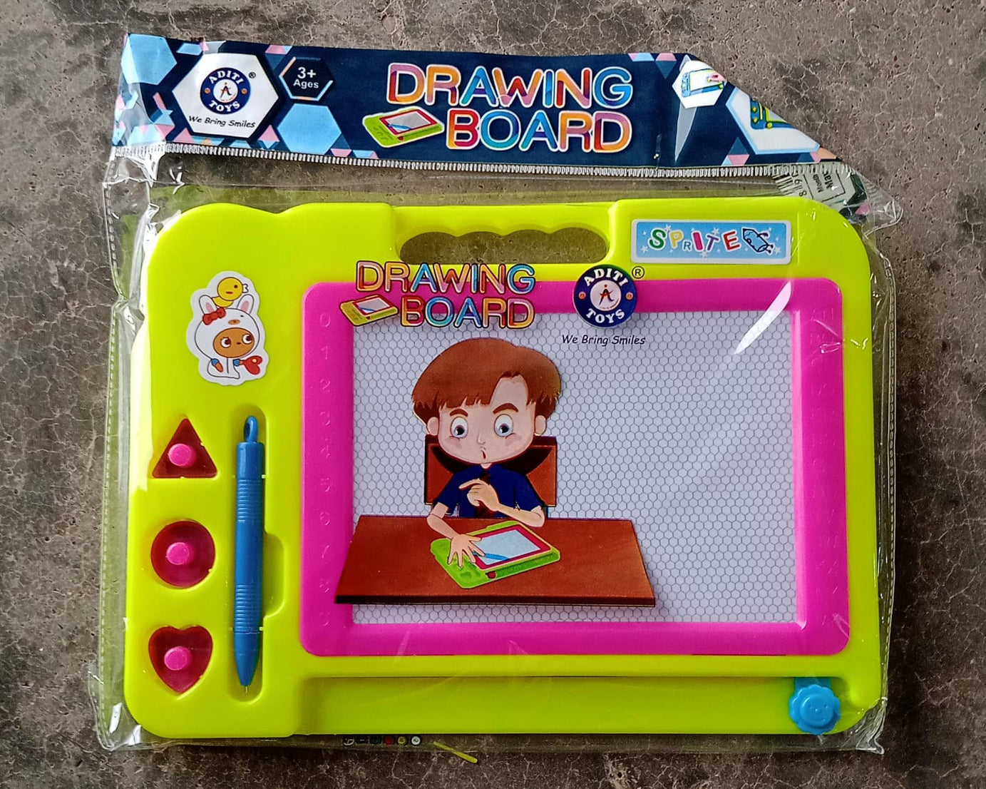 Magnetic drawing board