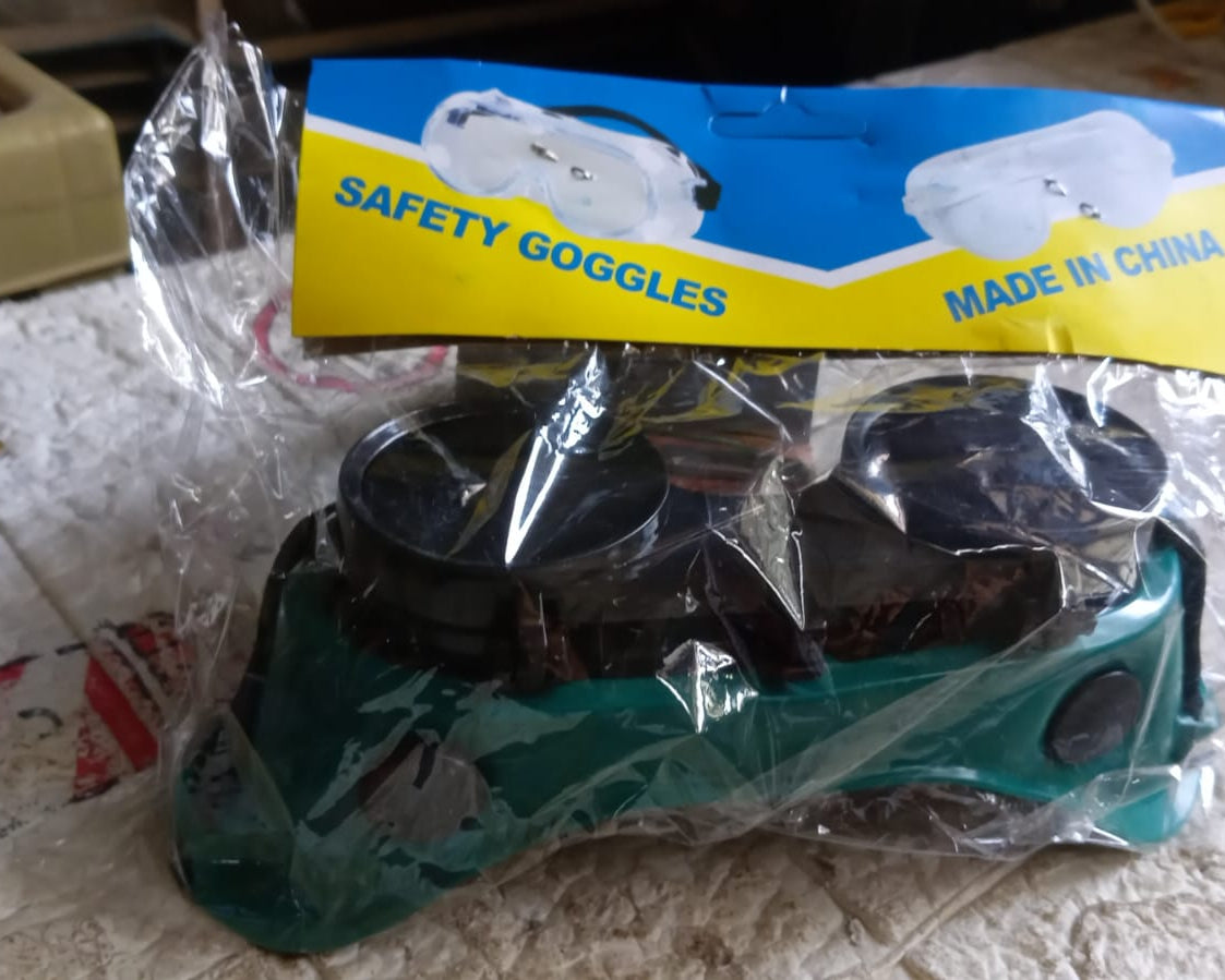 Safety Welding Goggles Anti Radiation Goggles Welder Work Protective Goggles Labour Working Safety Protective Eyewear (MOQ :- 10 Pcs)