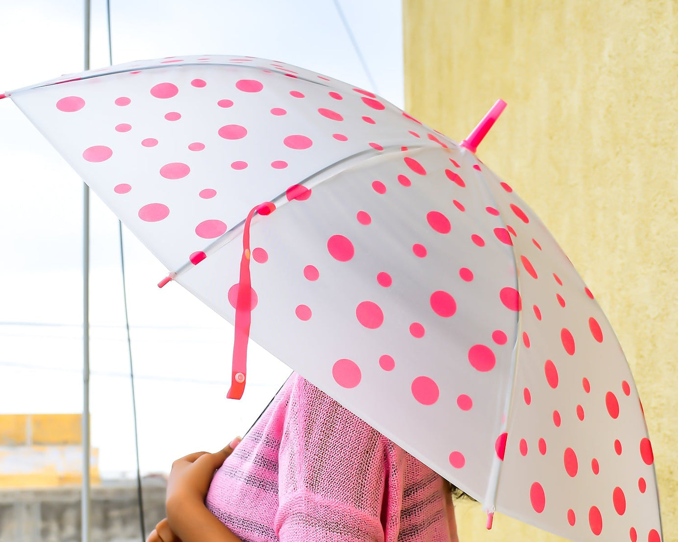 Multicolor umbrella with dot print