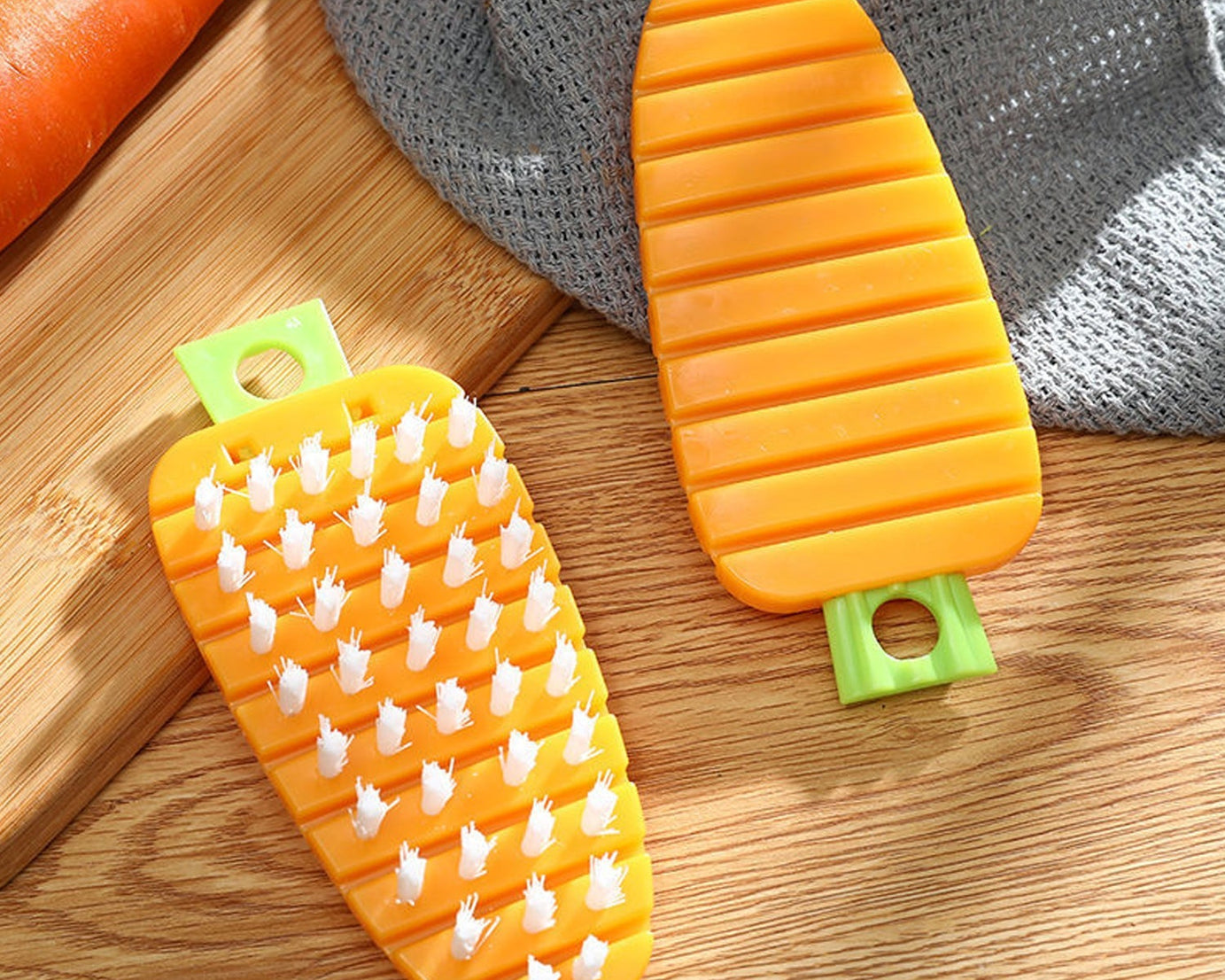 Vegetable Scrubbing Brush, Vegetable Scrubber Nonâ€‘Toxic Fruit Brush Carrot Shape Vegetable Brush for Potato for Vegetable