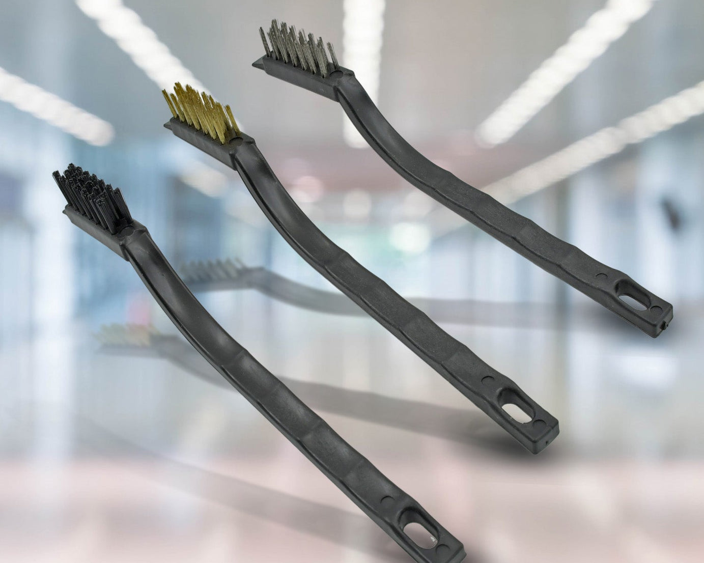 Kitchen tool for mashing potatoes