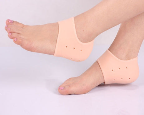 Reusable foot protector socks for heel care