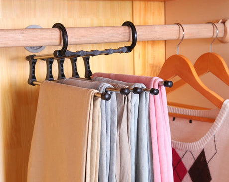 Adjustable pants organizer with easy-to-use clips for clutter-free closets