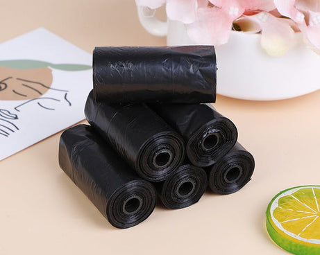 Small black garbage bag (17 x 19 inches) for everyday use.