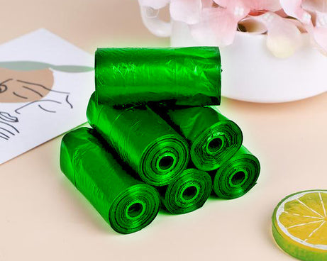 Eco-friendly corn starch garbage bags for waste management (17" x 19").