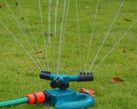 3-arm rotating sprinkler with adjustable water flow