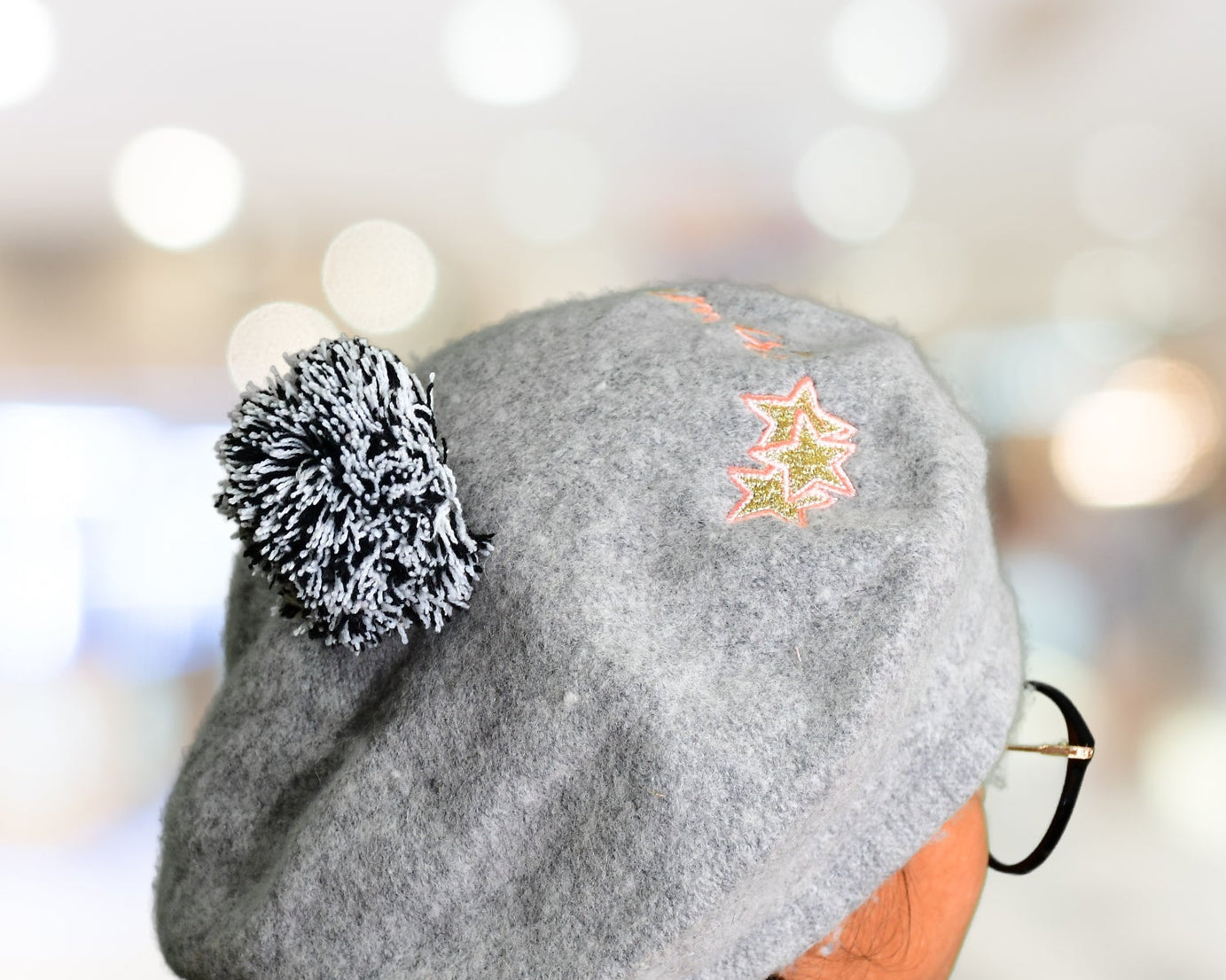 Trendy unisex beret cap for winter, available in multiple colors.