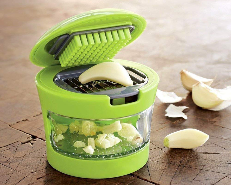 Ginger garlic crusher with handle for kitchen use