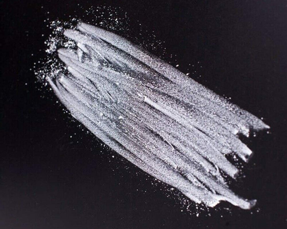 Cockroach killer chalk in use.