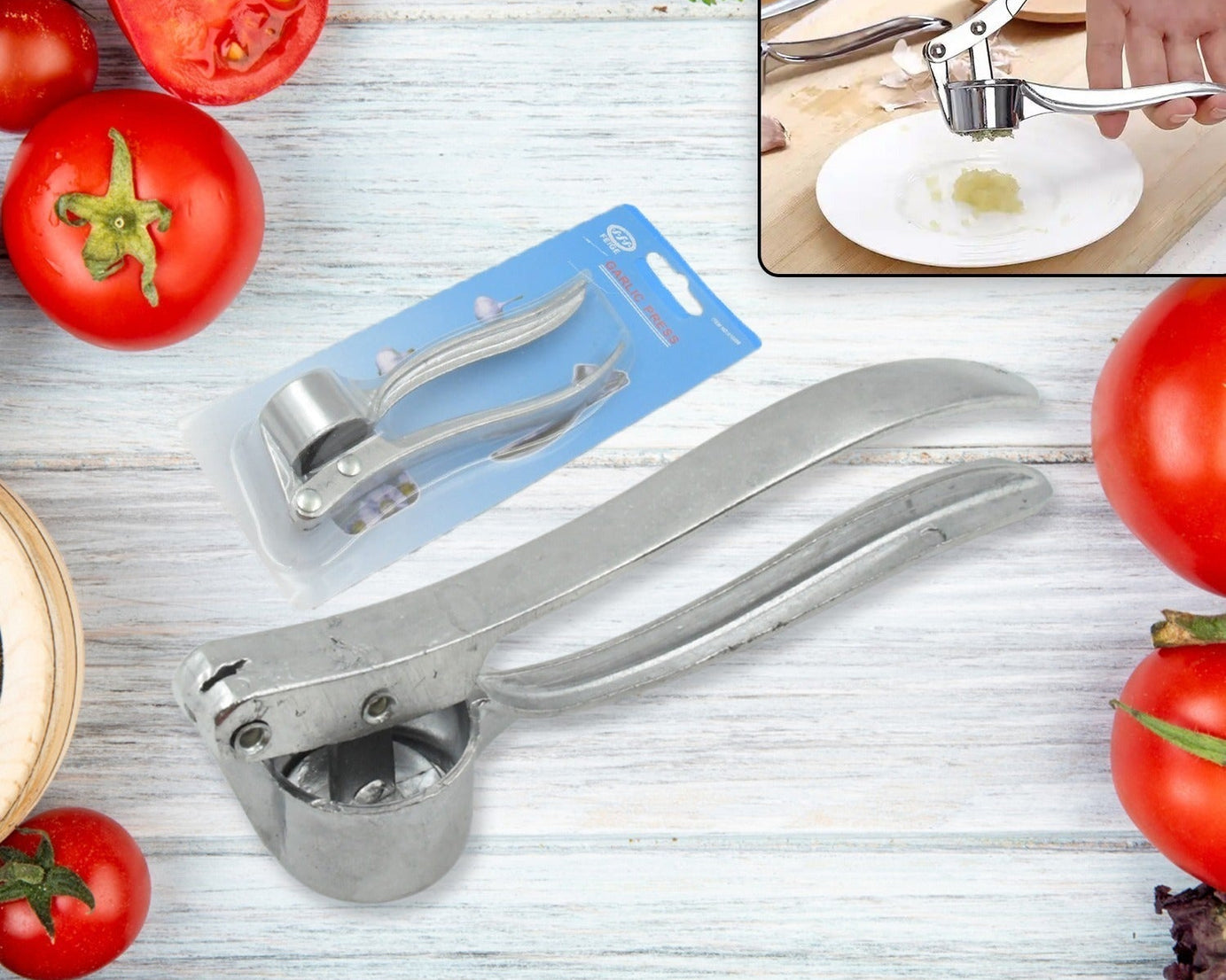 Crush Garlic with Ease: Lightweight Aluminum Garlic Press (1 Pc)