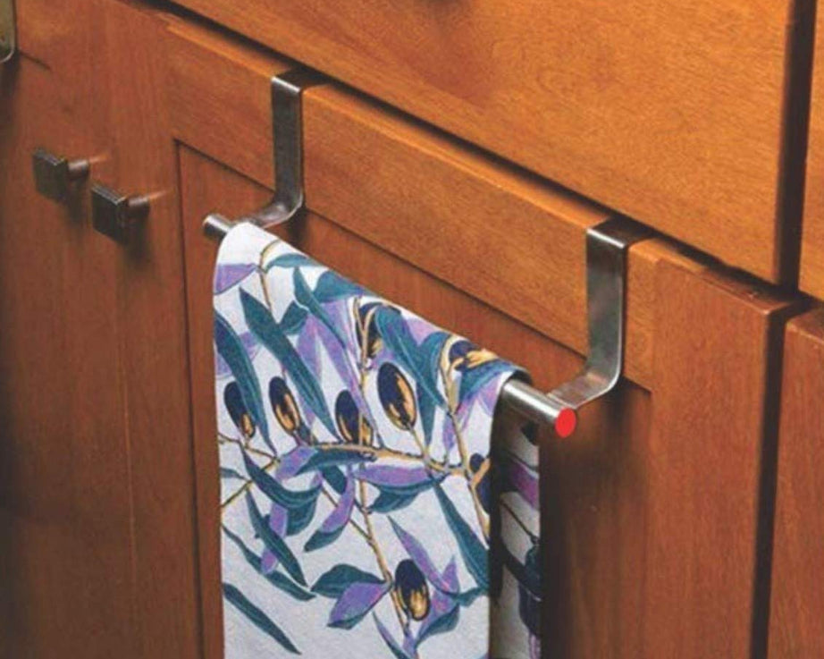 Bathroom towel rod