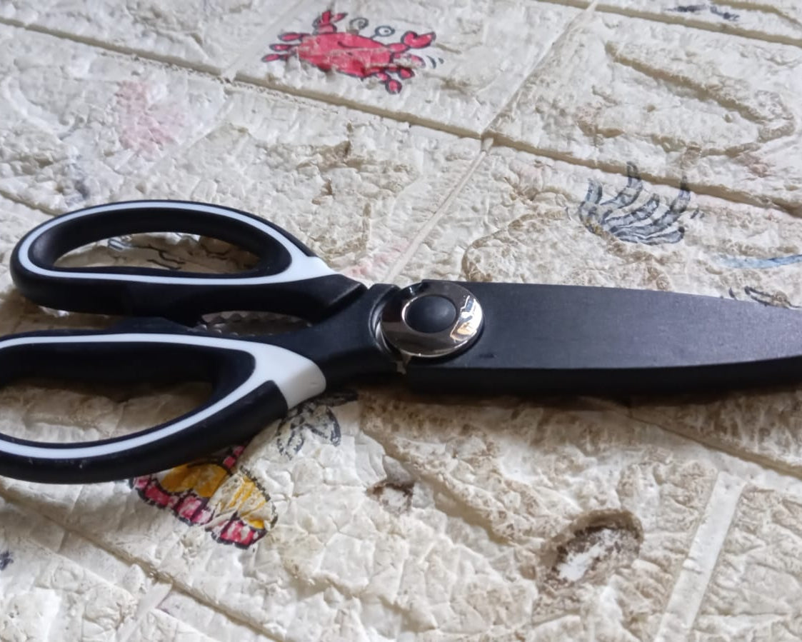 3 in1 Multi-Function Kitchen Household for Vegetables, Fruit, Cheese & Meat Slices with Bottle Opener Stainless Steel Sea Food Scissor (1 Pc )