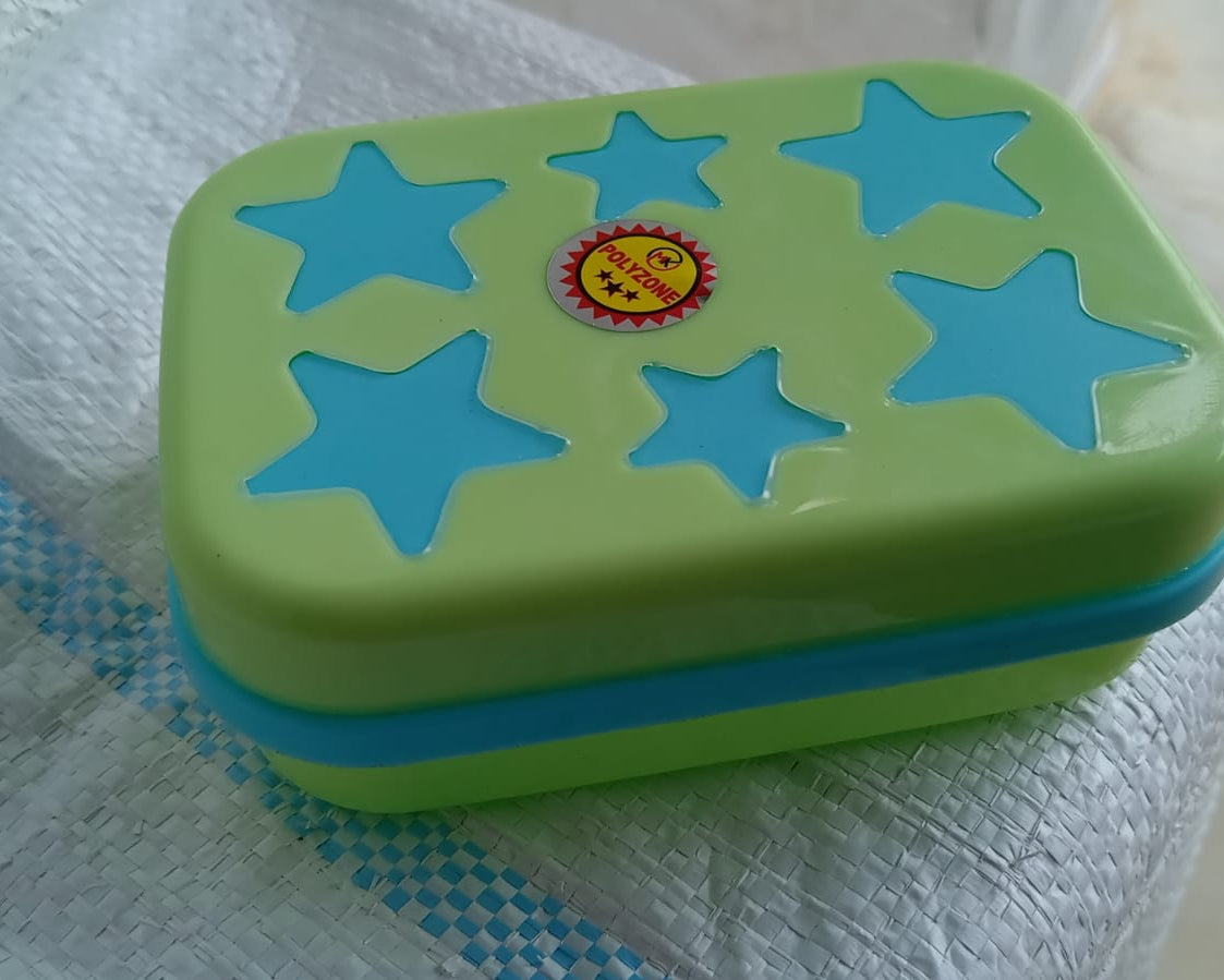 Decorative star-shaped soap case for bathroom, self-design style.