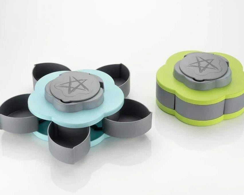 Candy box with smart design for easy access.